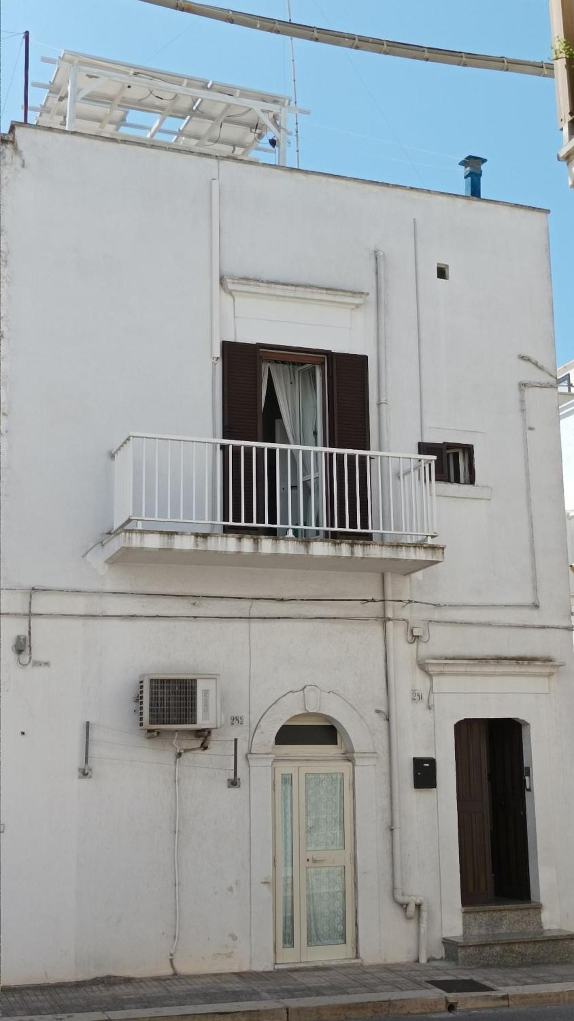 Miniecocasa Ottocentesca In Zona Free-Parking Ed Ecoclimatizzata Villa Ostuni Eksteriør bilde